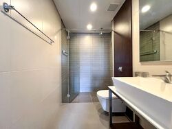 the-sail-@-marina-bay photo thumbnail #15